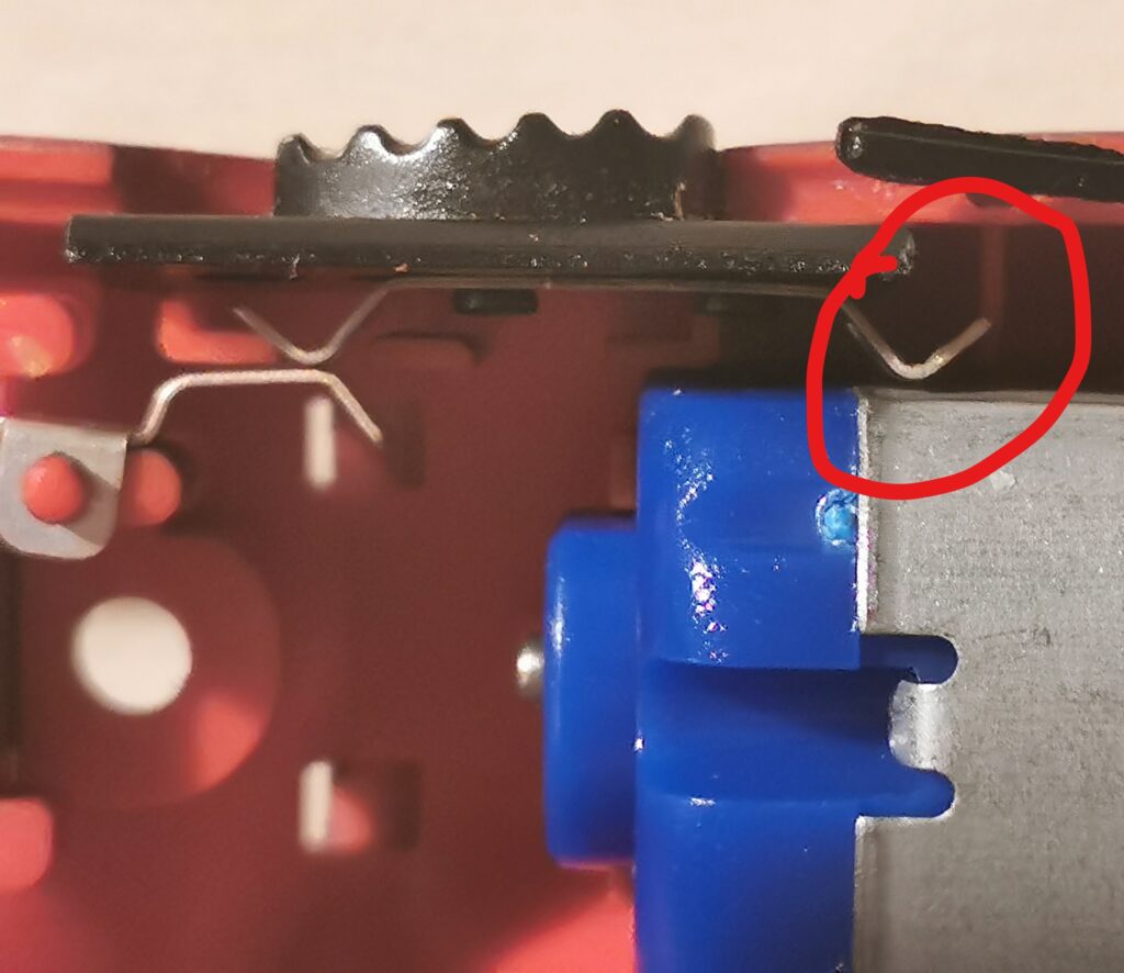 Poor connection between the switch and motor body